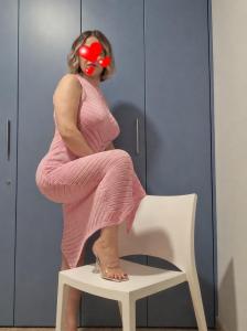 622557401: Chica busca chico en Sevilla