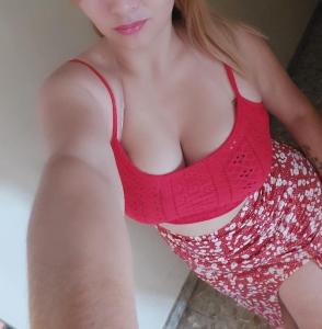 624504232: Chica busca chico en Madrid
