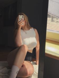 691627443: Chica busca chico en Cádiz