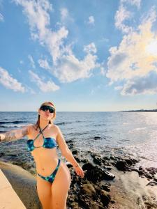 745072580: Chica busca chico en Alicante