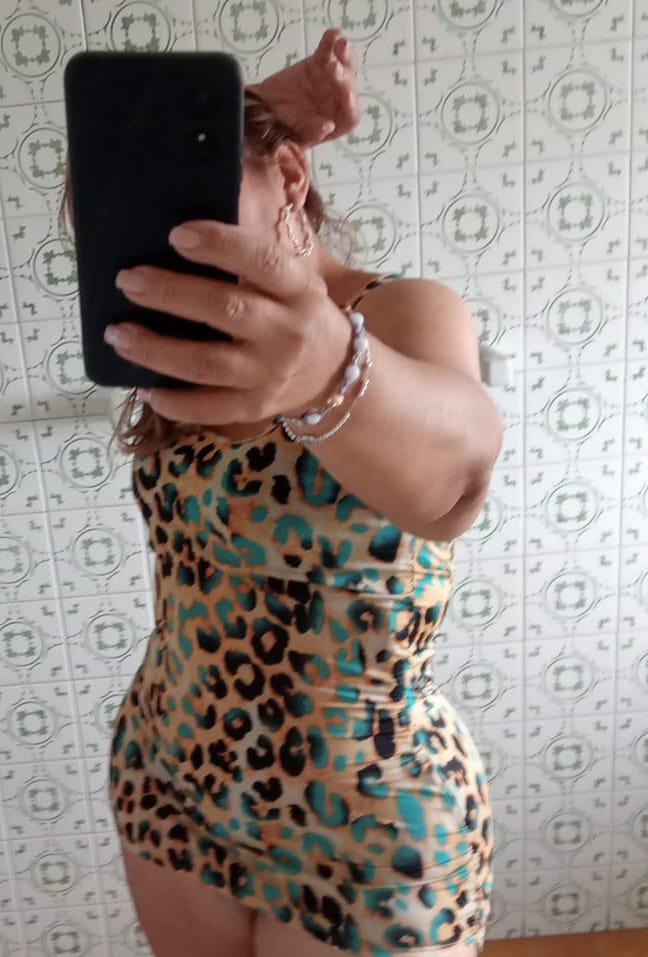 642279211: Chica busca chico en Lugo