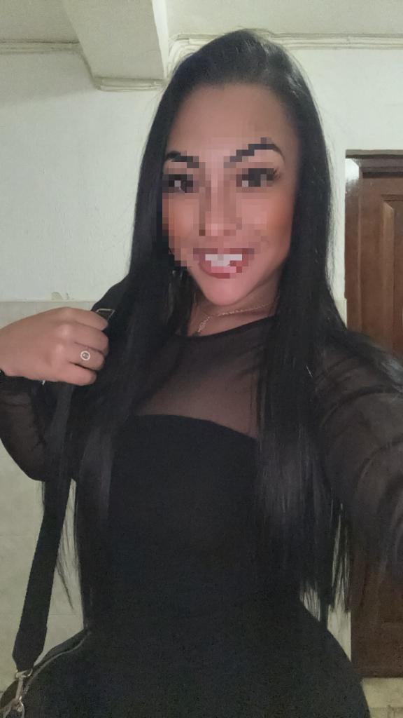 647014667: Chica busca chico en Granada