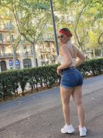 602561143: Chica busca chico en Barcelona