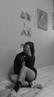 633691368: Chica busca chico en Sevilla