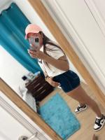 615517541: Chica busca chico en Gerona