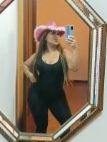 607895744: Chica busca chico en Barcelona