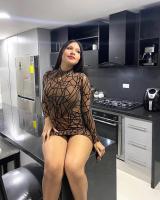 613116943: Chica busca chico en Barcelona