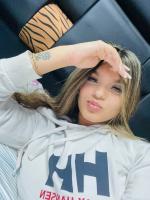 631407498: Chica busca chico en La Coruña