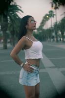 647535150: Chica busca chico en Barcelona
