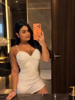 615390306: Chica busca chico en Gerona