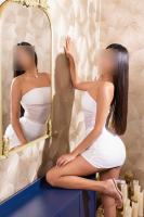 688335636: Chica busca chico en Barcelona