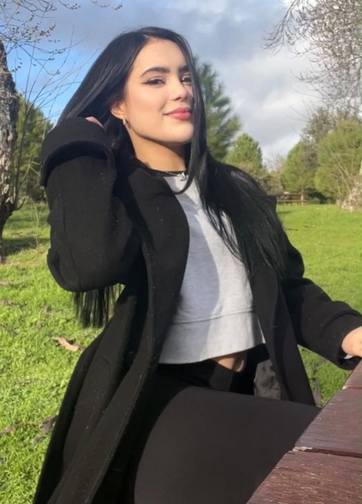 637058869: Chica busca chico en Madrid