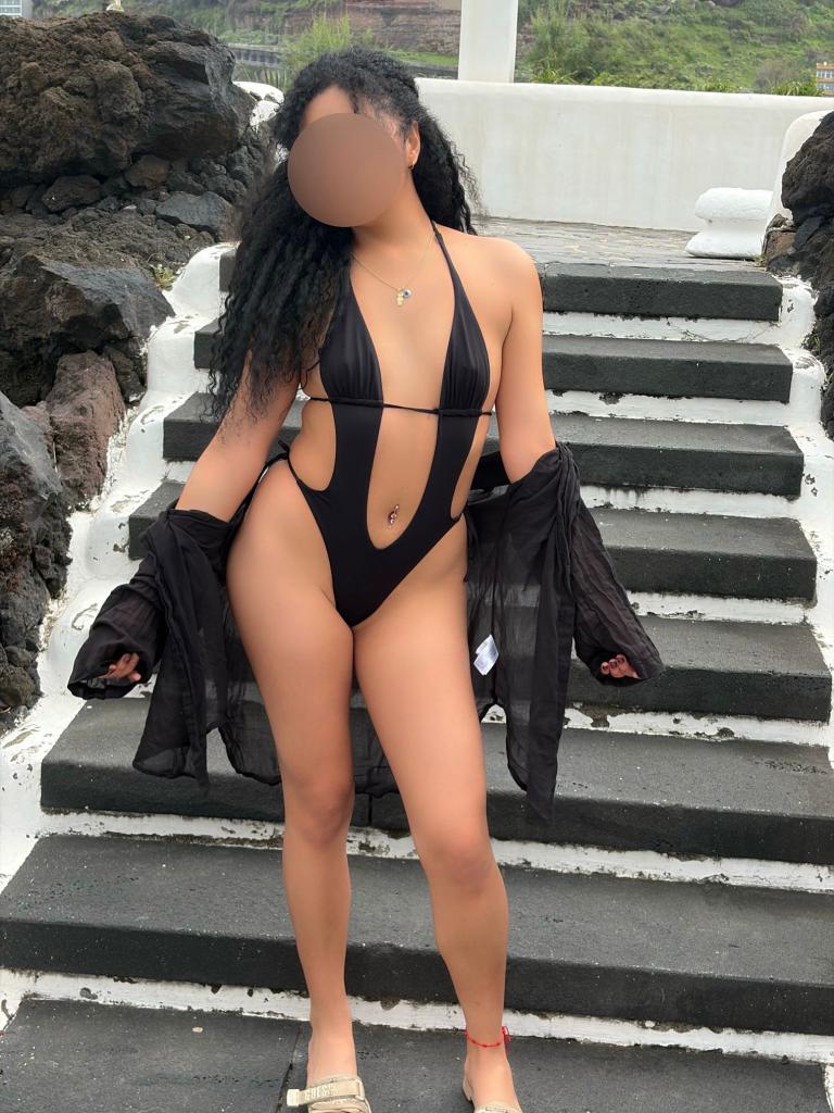 Chica busca chico en Tenerife: 