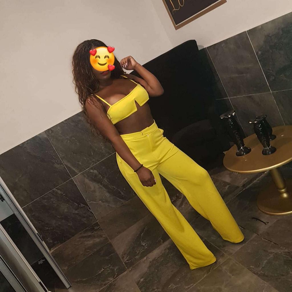 Chica busca chico en Cádiz: 