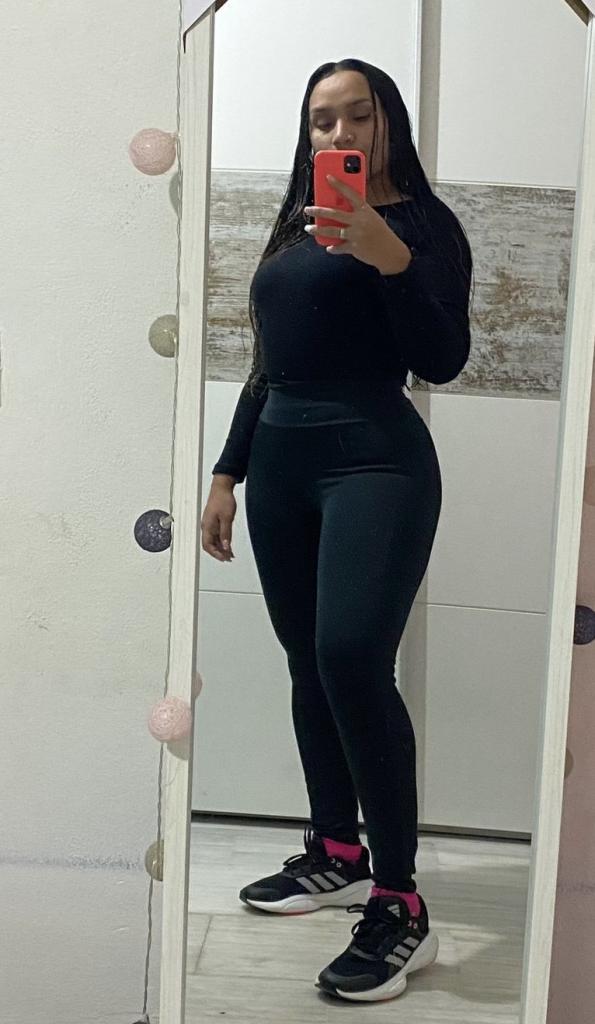 Chica busca chico en Granada: 