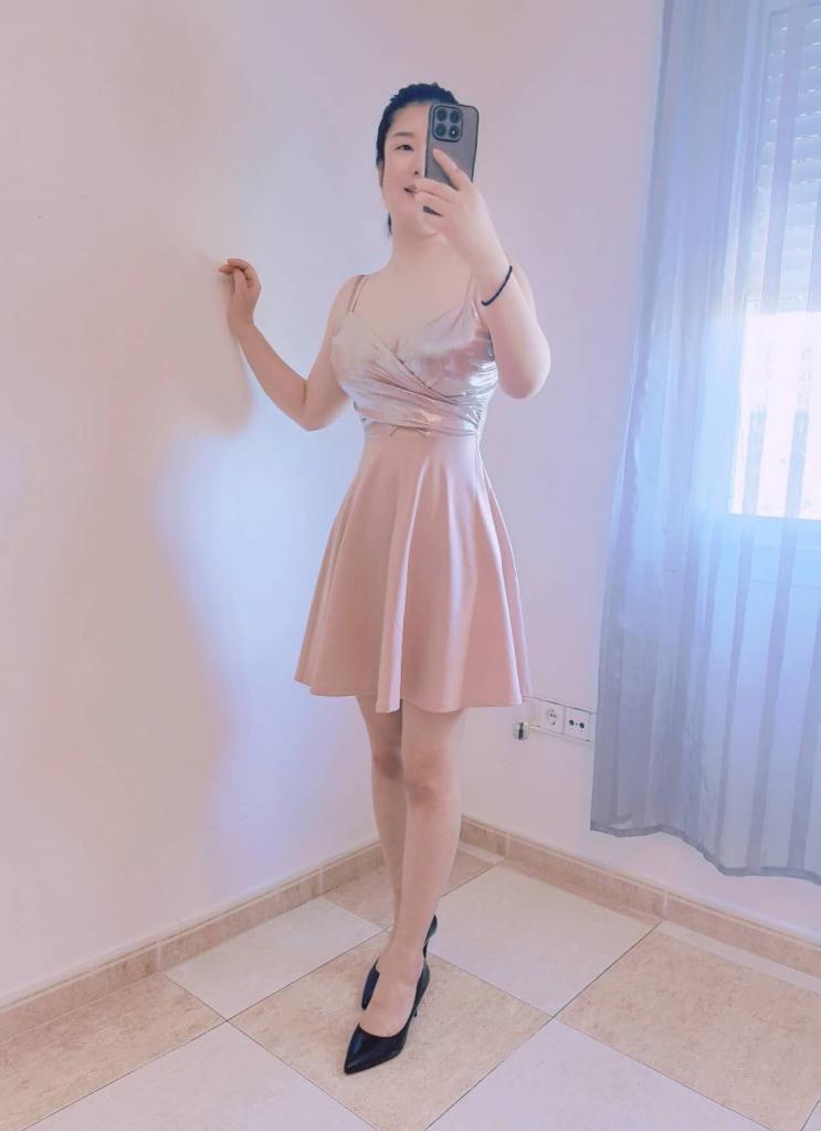 Chica busca chico en Alicante: Chica busca chico