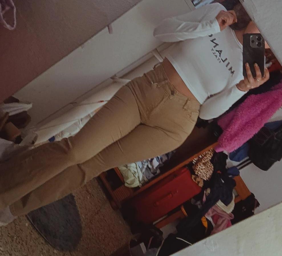 Chica busca chico en Sevilla: 