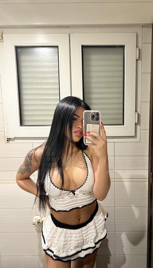 631773753: Chica busca chico en Madrid