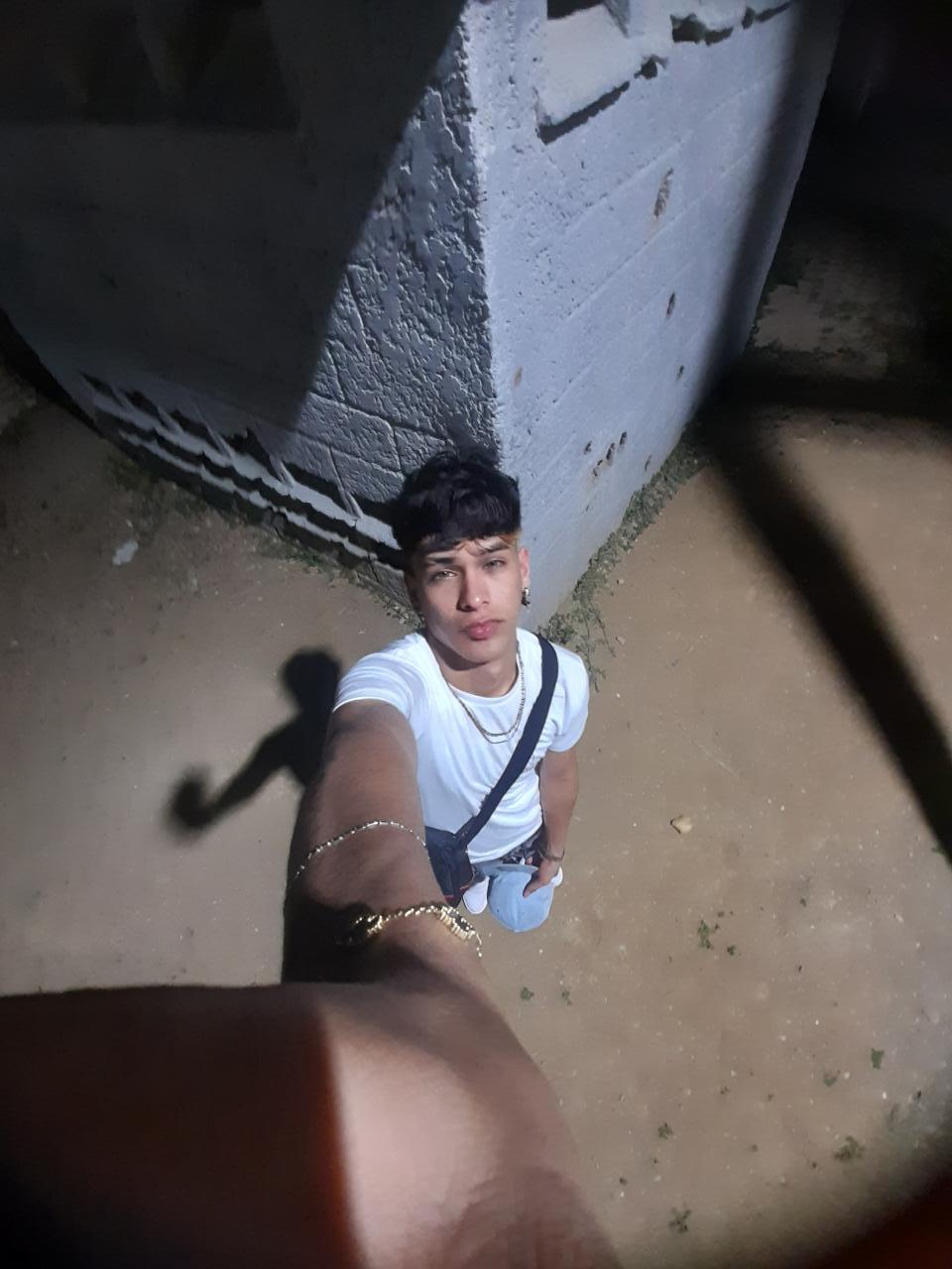 Chico busca chica en Alicante: 