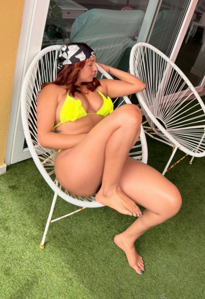 Chica busca chico en Tenerife: 