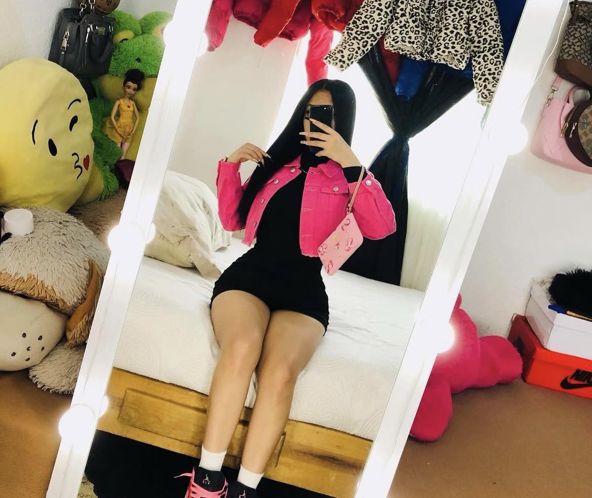 Chica busca chico en Cádiz: 