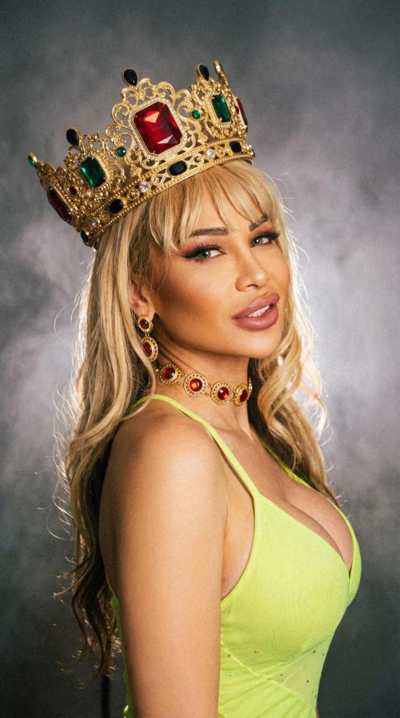 637844188: Transexual en Madrid