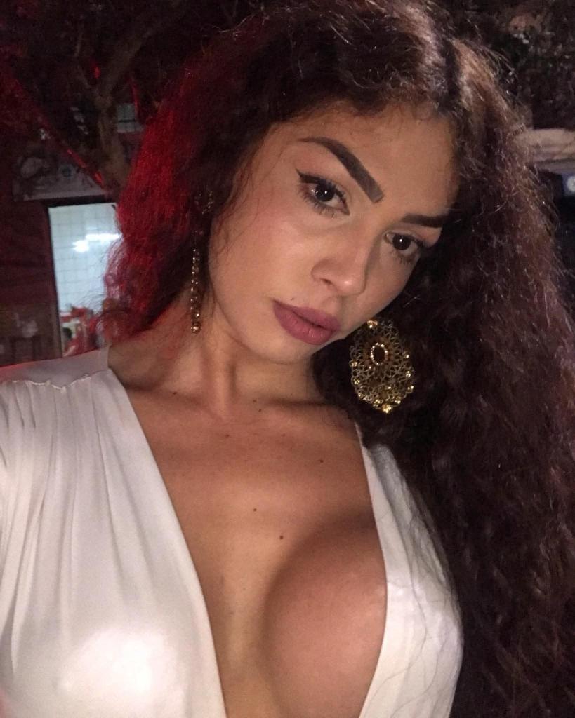 697497122: Transexual en Tarragona