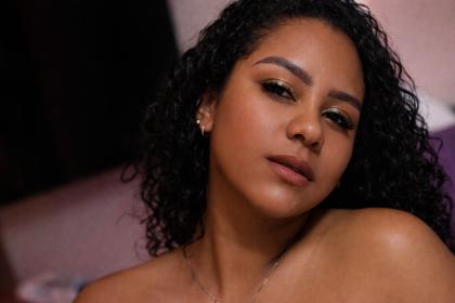 687515616: Chica busca chico en Tenerife