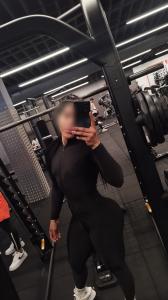 677771181: Chica busca chico en Granada