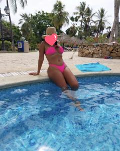 672521303: Chica busca chico en Valencia