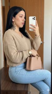 643614258: Chica busca chico en Granada