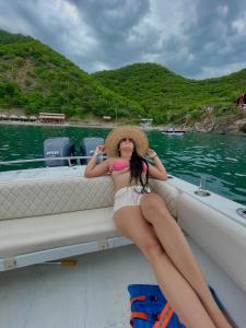 641745142: Chica busca chico en La Rioja