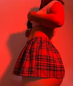 641533106: Chica busca chico en Sevilla