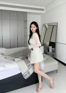 677688874: Chica busca chico en Madrid