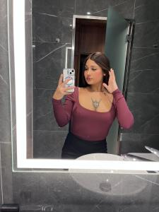 641355341: Chica busca chico en Almería