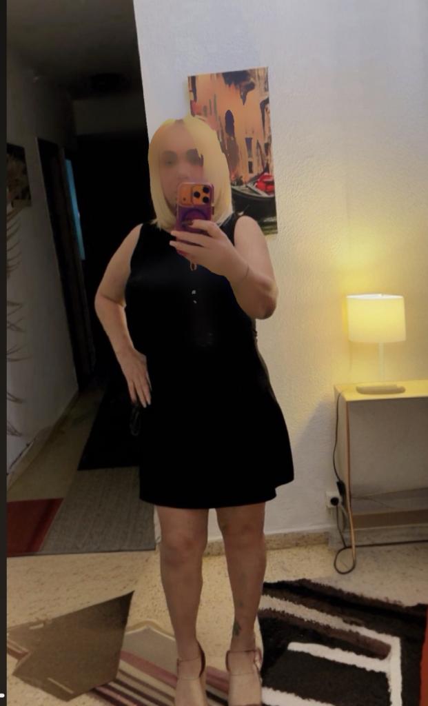 Chica busca chico en Granada: 