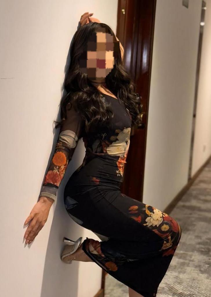 Chica busca chico en Cádiz: 