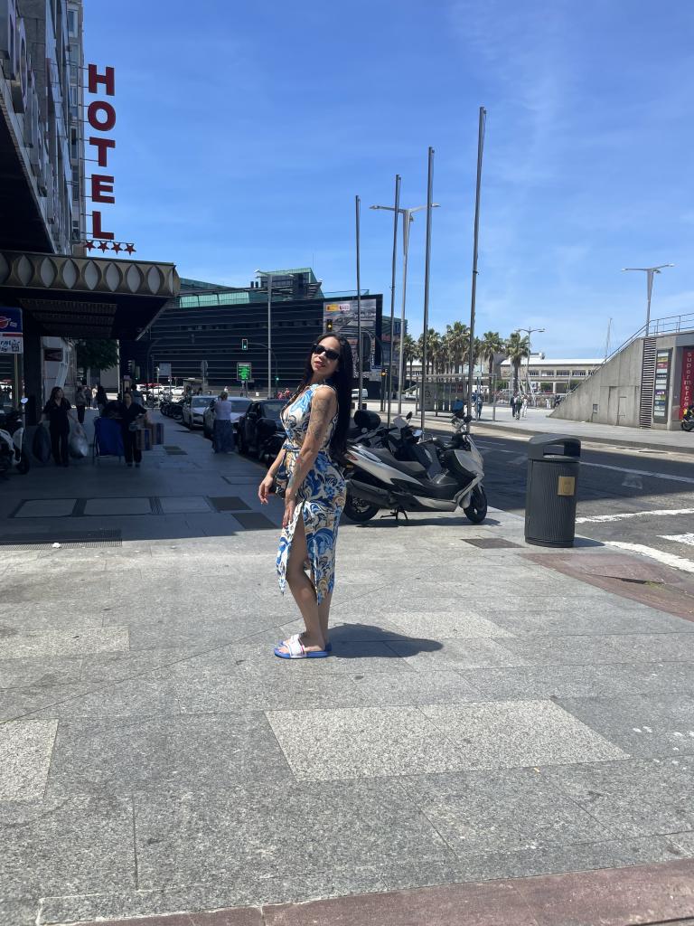 672829212: Travesti en La Coruña