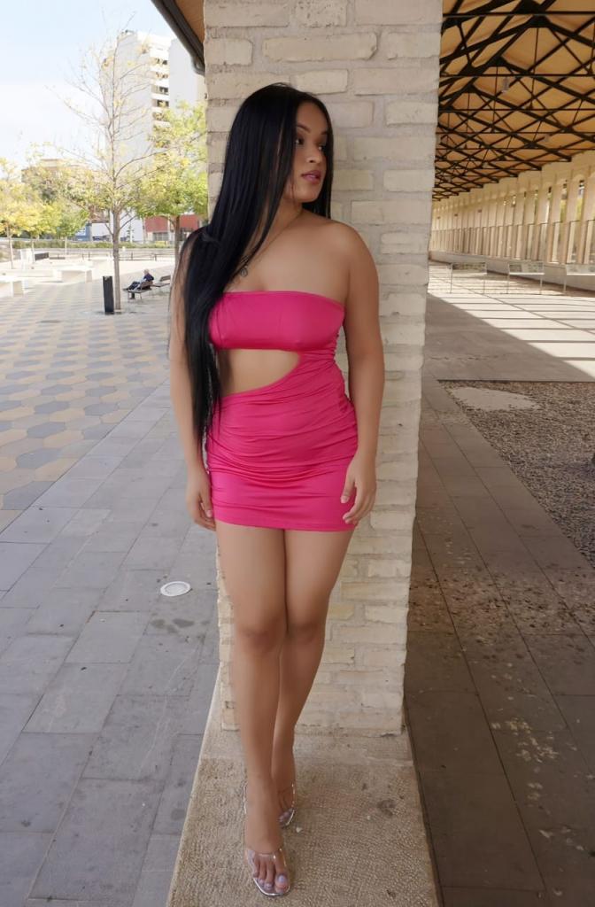 678348473: Chica busca chico en Almería