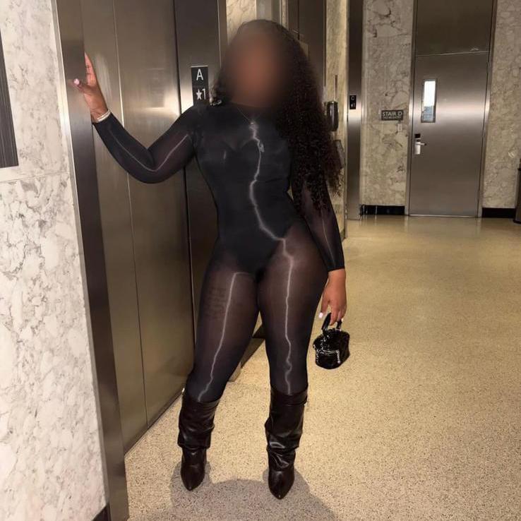 Chica busca chico en Jaén: 