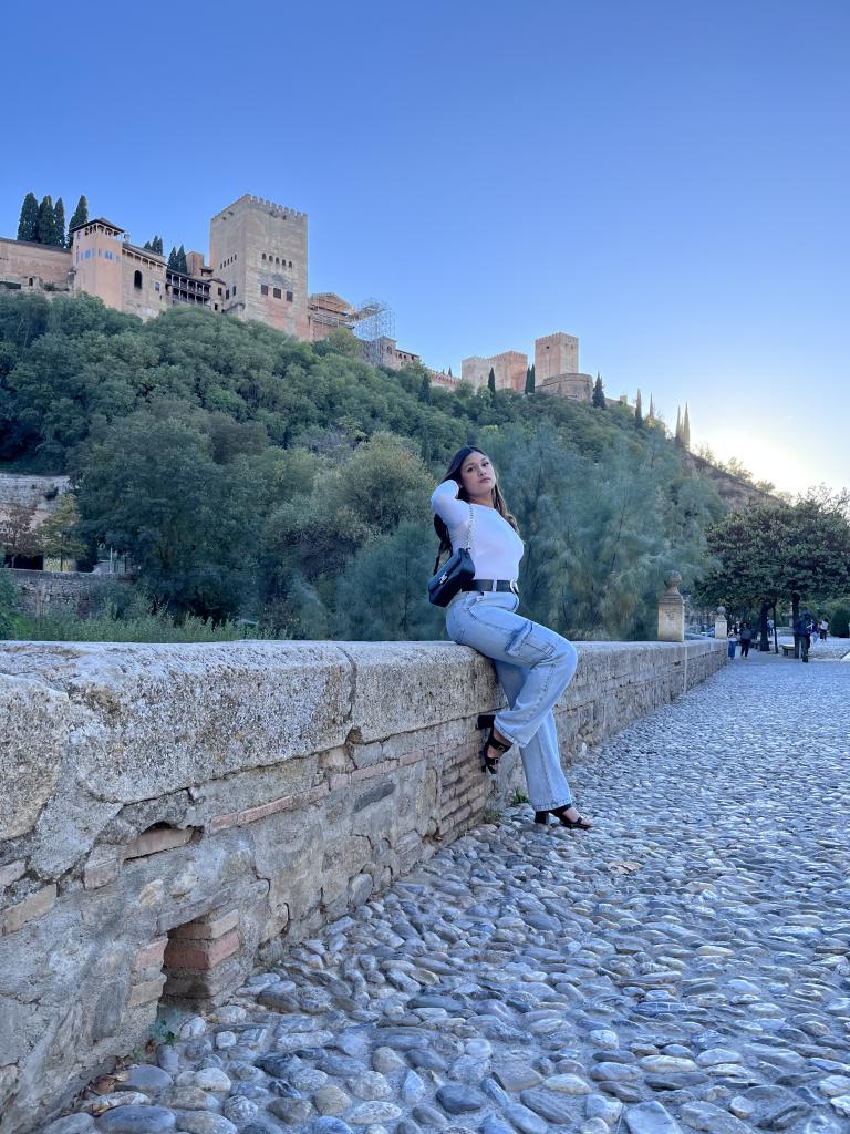 Chica busca chico en Almería: 