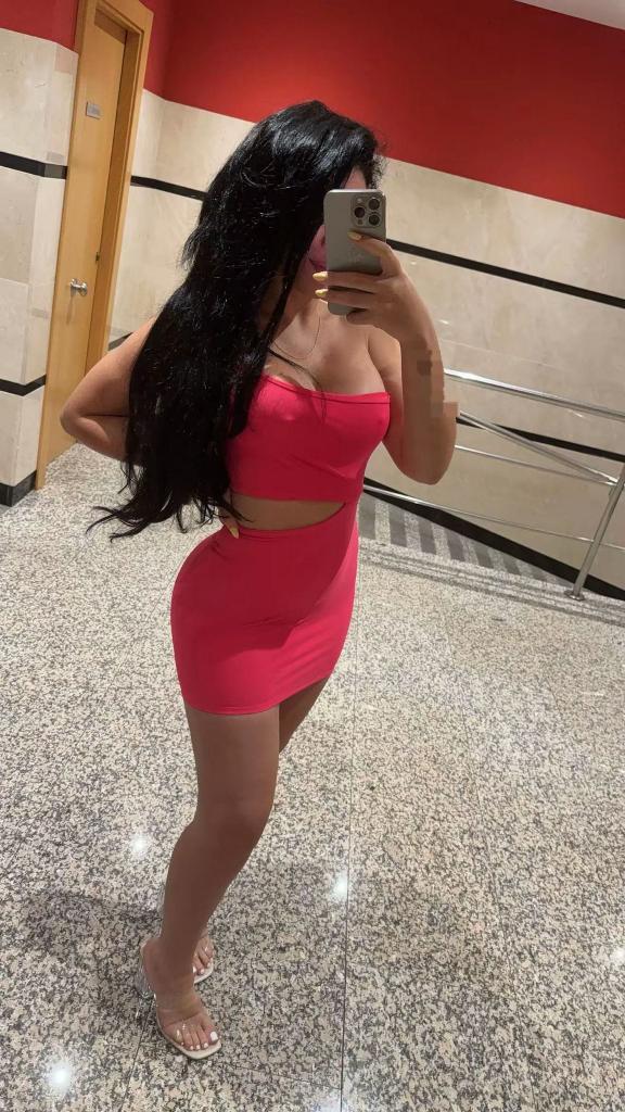 Chica busca chico en Barcelona: Chica busca chico