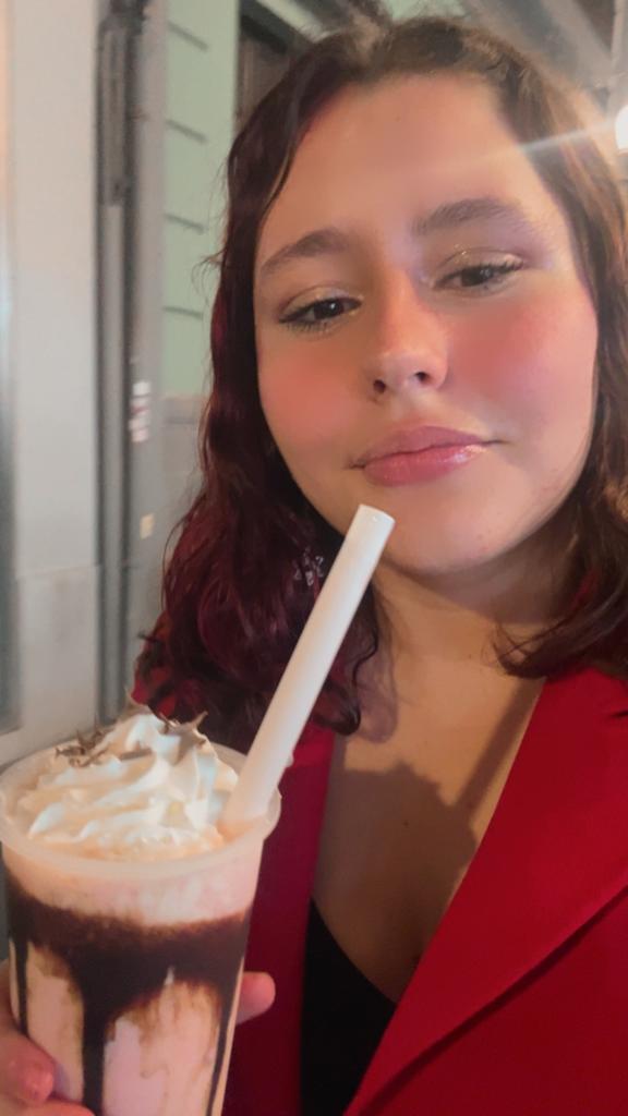 613533117: Chica busca chico en Madrid