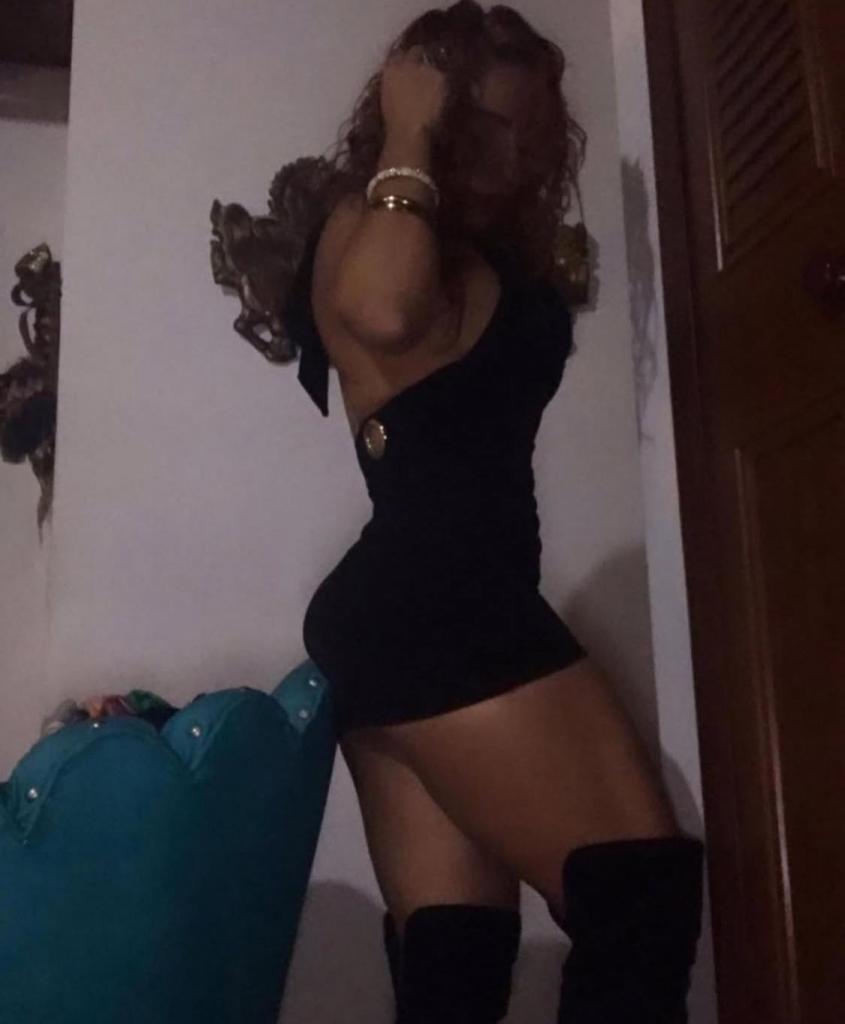 613825812: Chica busca chico en Valencia