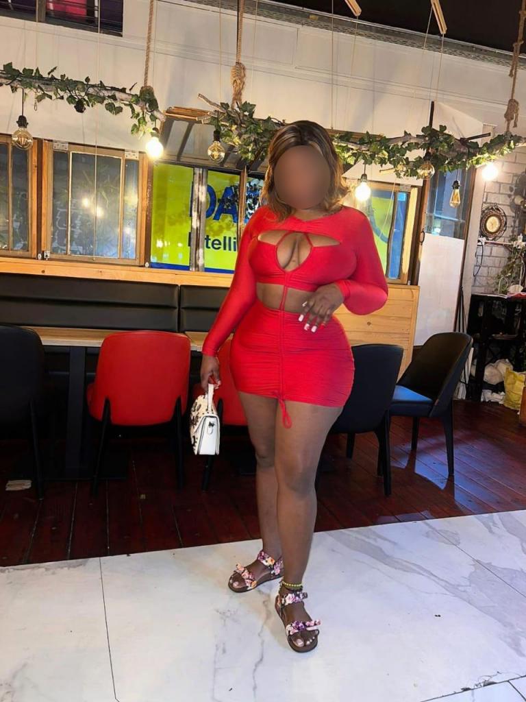 624193381: Chica busca chico en Huesca