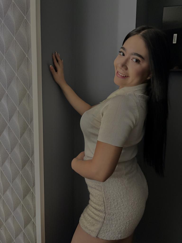 Chica busca chico en Granada: 