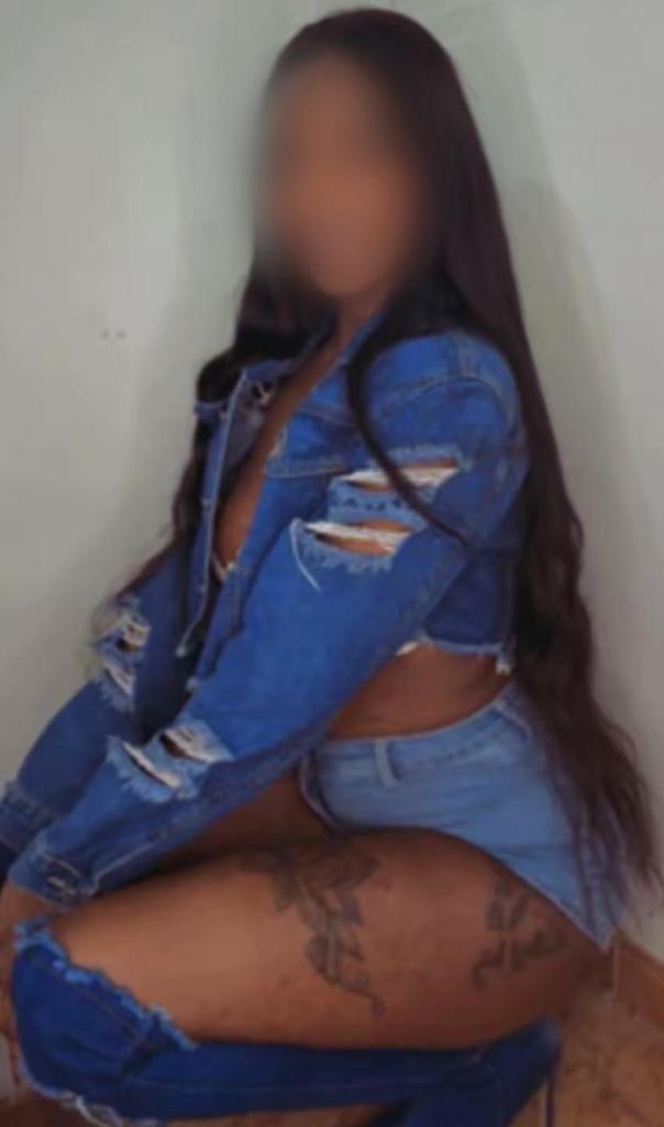 Chica busca chico en Granada: 