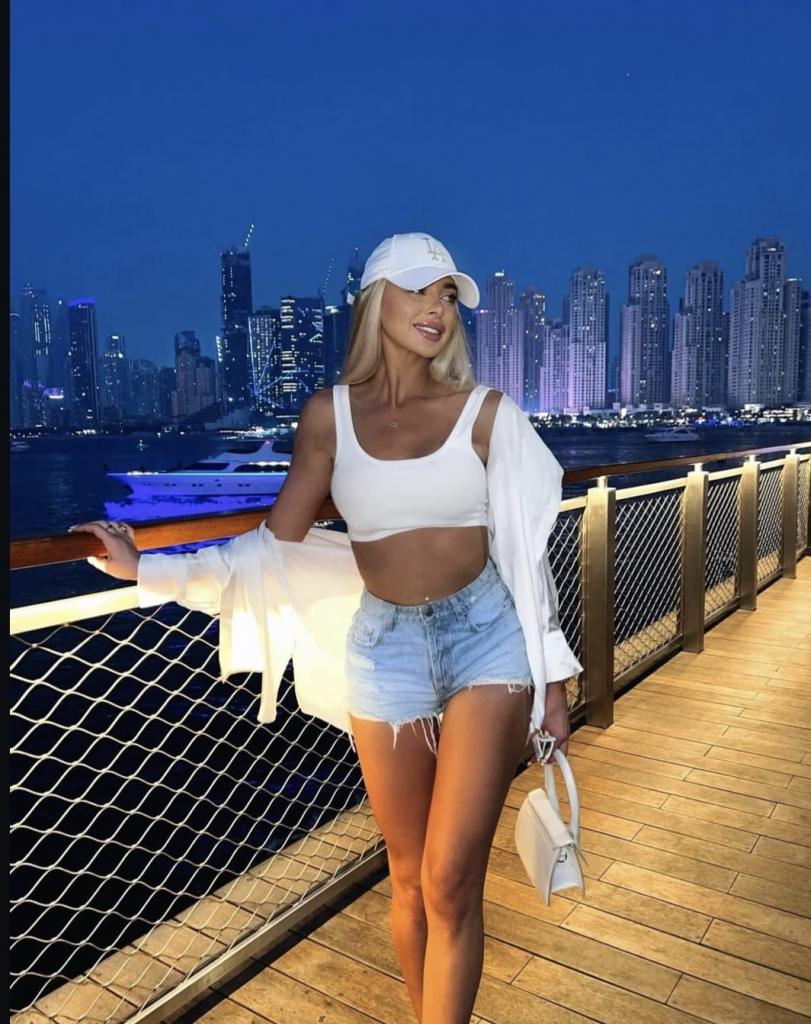 671227304: Chica busca chico en Tenerife