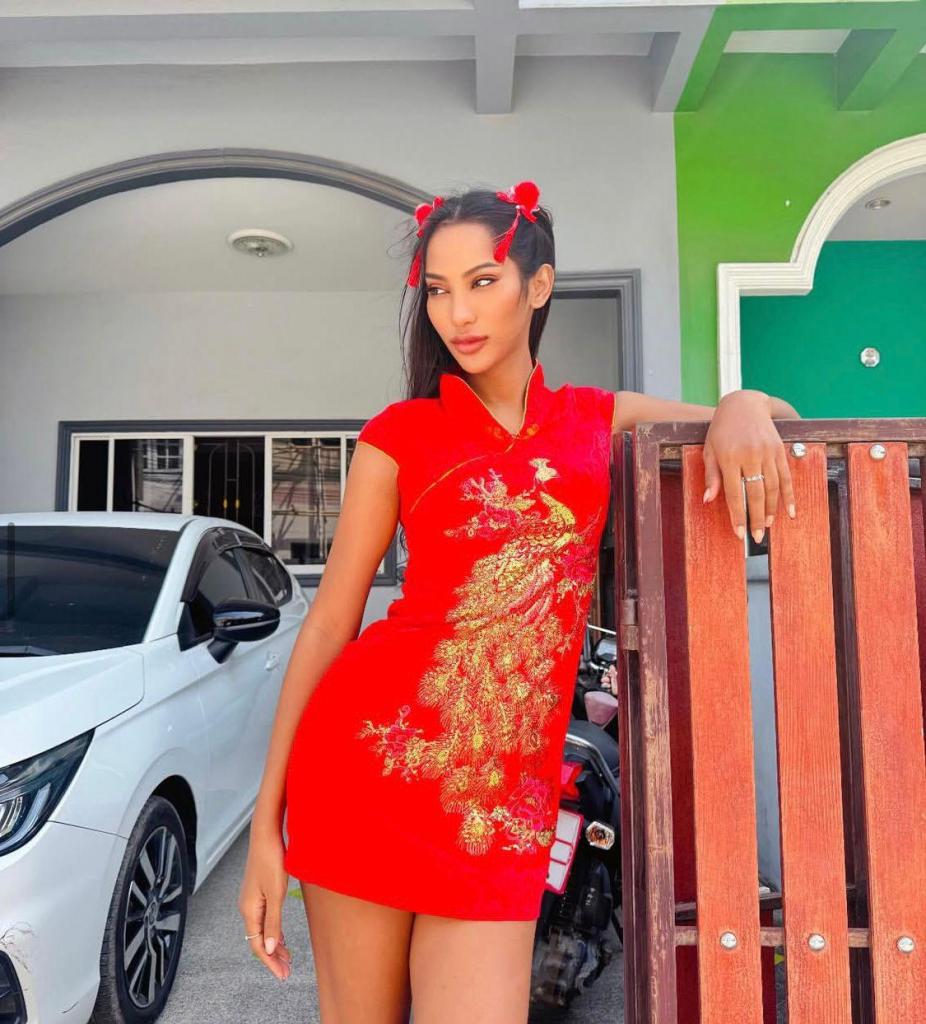 Chica busca chico en Barcelona: 