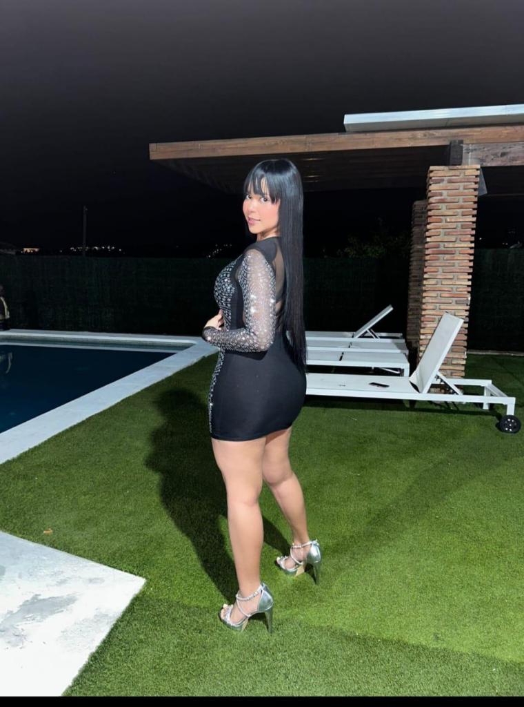 Chica busca chico en Granada: Chica busca chico